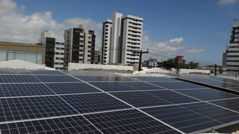 Soluções completas em Energia Solar e Baterias de Armazenamento na região de Recife-PE